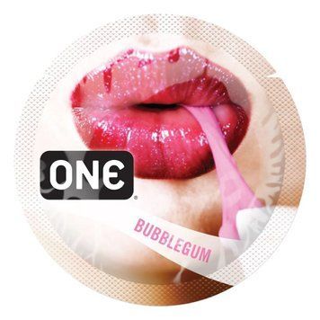 Ароматизированный презерватив ONE FlavorWaves Bubblegum, 1 шт, фиолетовый, запах жевательной резинки SX0751 фото